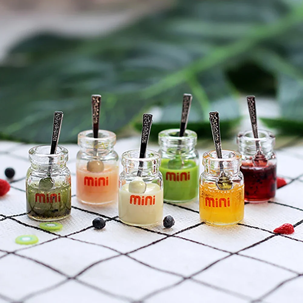 1/12 Dollhouse Miniature Accessories Mini Honey Condensed Milk Kiwi Jam With Spoon Food Model for Doll House Decoration ob11