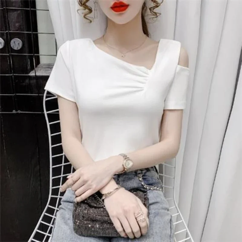 Niche Design Sense Women T Shirt 2026 Summer New Arrival Irregular Slanted Neck Off Shoulder Slim Fit Short Sleeve Top