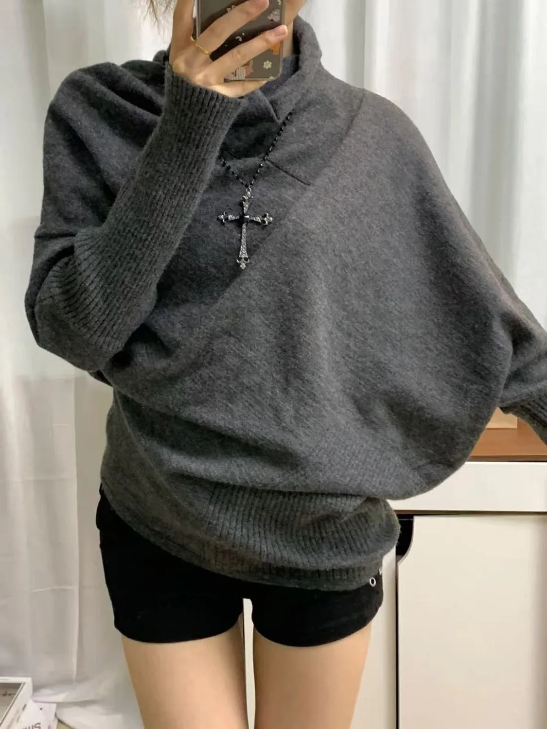American retro bat sleeve high neck gray sweater women's 2026 autumn new pullover knitted sweater design sense top pullovers