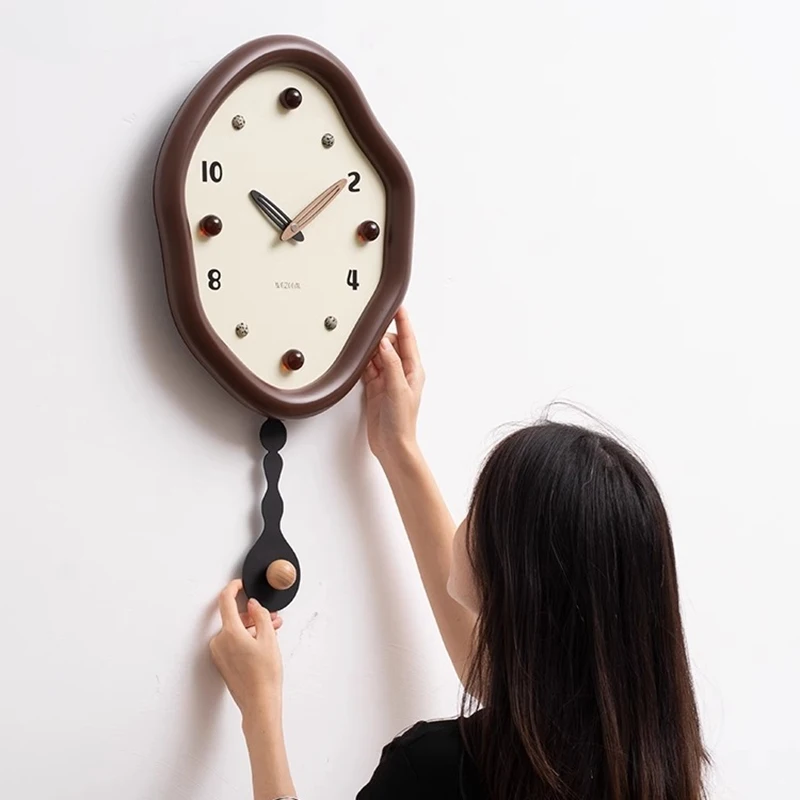 Nordic Creative Wall Clocks Mid-century Style Living Room High-end Luxury Wall Clocks Simple Home Décor Reloj De Pared FYWC