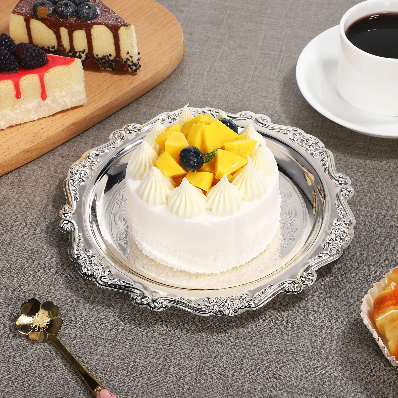 

Snack Plate Dessert Tray Fruit Serving Dish Retro Iron Pan Platter Bread Restaurant Coffeetable Jewelry Display