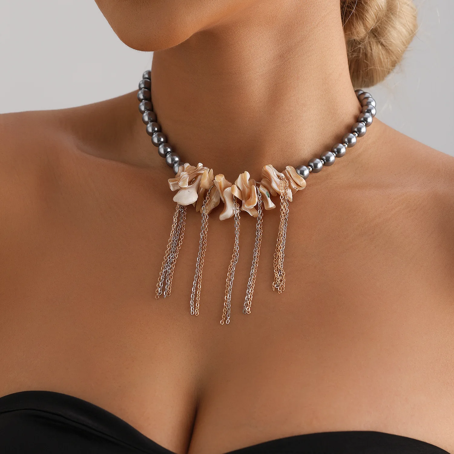 

2025 Irregular Shell Fringe Choker Necklace|Light Luxury Ing Style