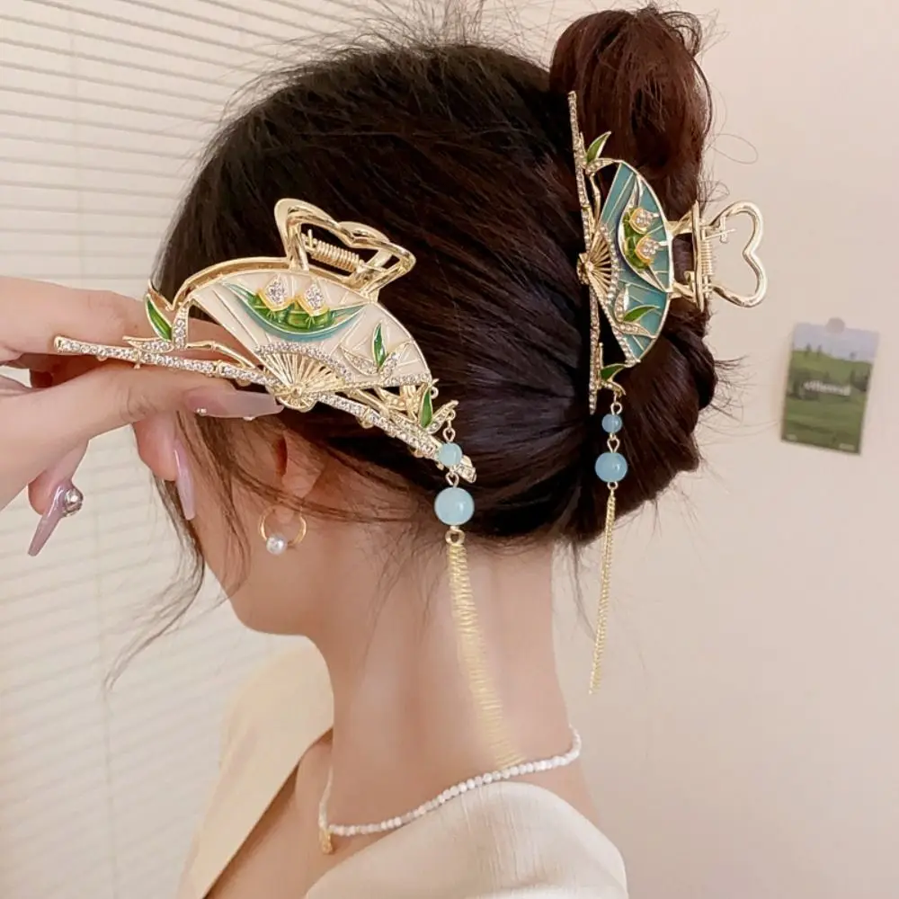 

Chinese Style Rhinestone Fan Hair Claw Pearls Tassel Dripping Oil Hanfu Hair Accessories Geometry Headwear Retro Shark Clip