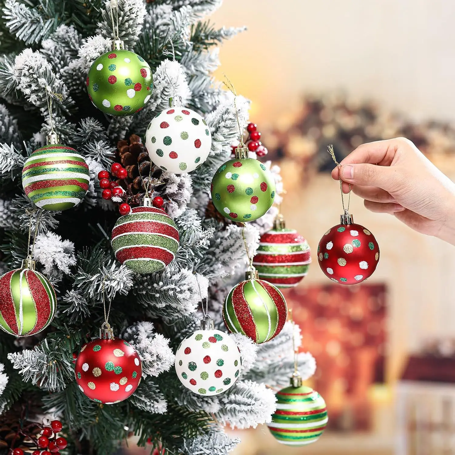 

12Pcs Glittering Christmas Balls Ornament 2.4 Inch Plastic Xmas Balls Tree Decoration Hanging Red Green Christmas Baubles 2025