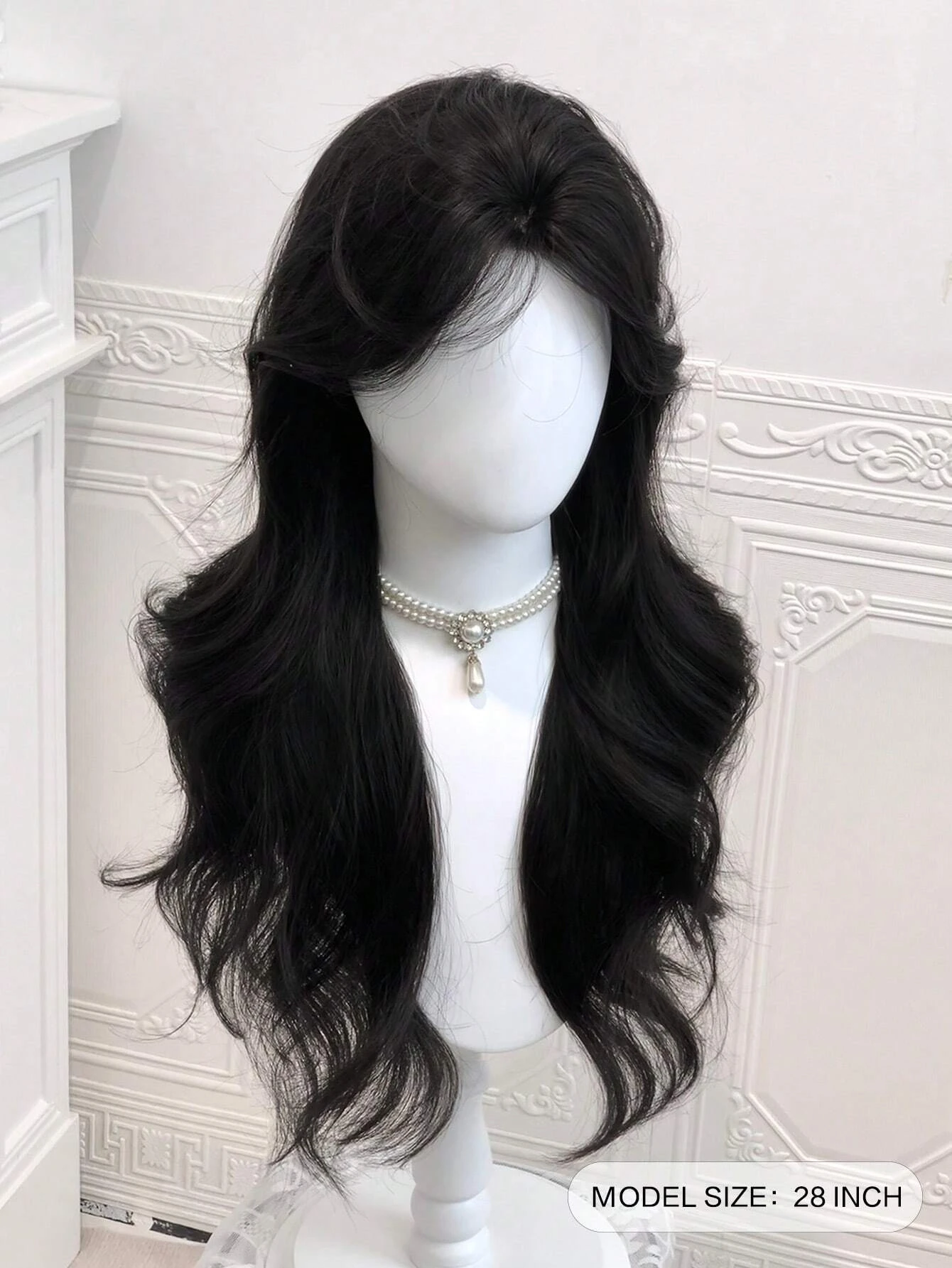 Synthetic Heat-Resistant Type Long Natural Wavy Hair Wig, Center Parted Wig, Medium Parting, Brown 28inch , Everyday Natural Style, Smooth and Realistic