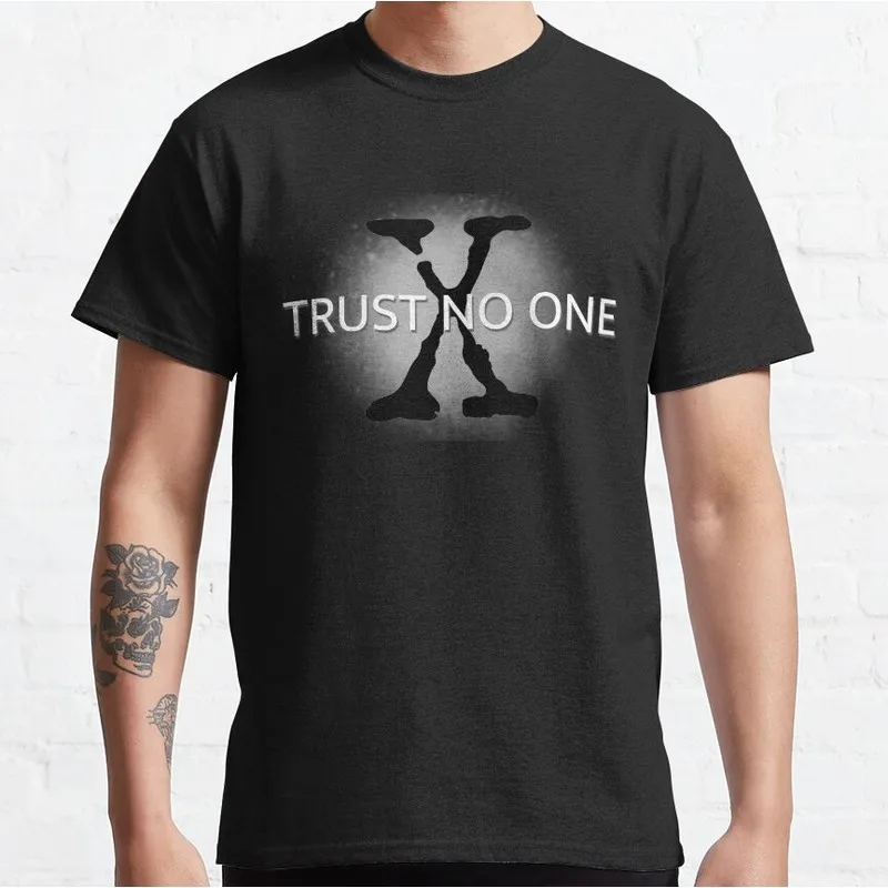 Trust No One Vintage Sci fi tv series The X Files Gift t shirt 0227 Retro Alien movie Graphic clothes All size tops S-6XL