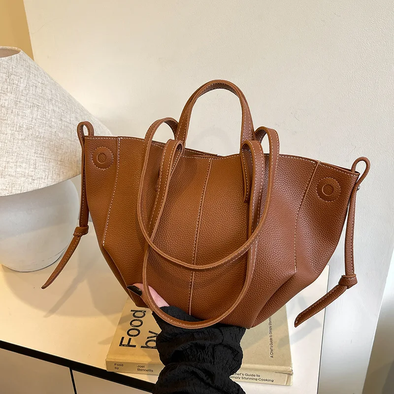 TRAVEASY Marke 2026 Neue Luxus-Designer-Taschen mit Magnetverschluss Damen-Handtasche aus PU-Leder Große Kapazität Shopper für Damen