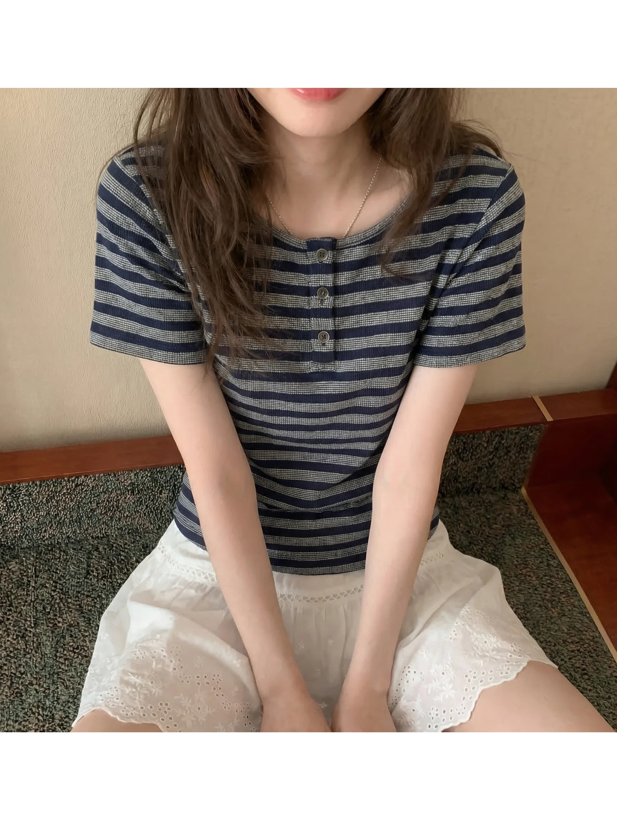 

Женская футболка Slim Fit с круглым вырезом и коротким рукавом, винтажная, повседневная, для ношения под одеждой, весна-лето, из смесового хлопка и полиэстера