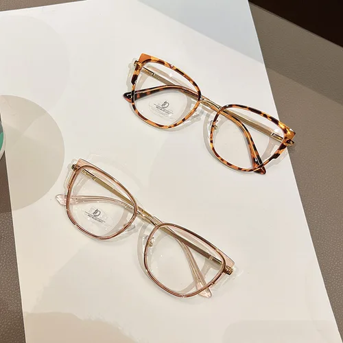 Imagen 2 del producto Monturas de cristal de nuevo estilo para mujer, gafas de hombre con bloqueo de luz azul y ojo de gato, monturas de gafas de Material TR90