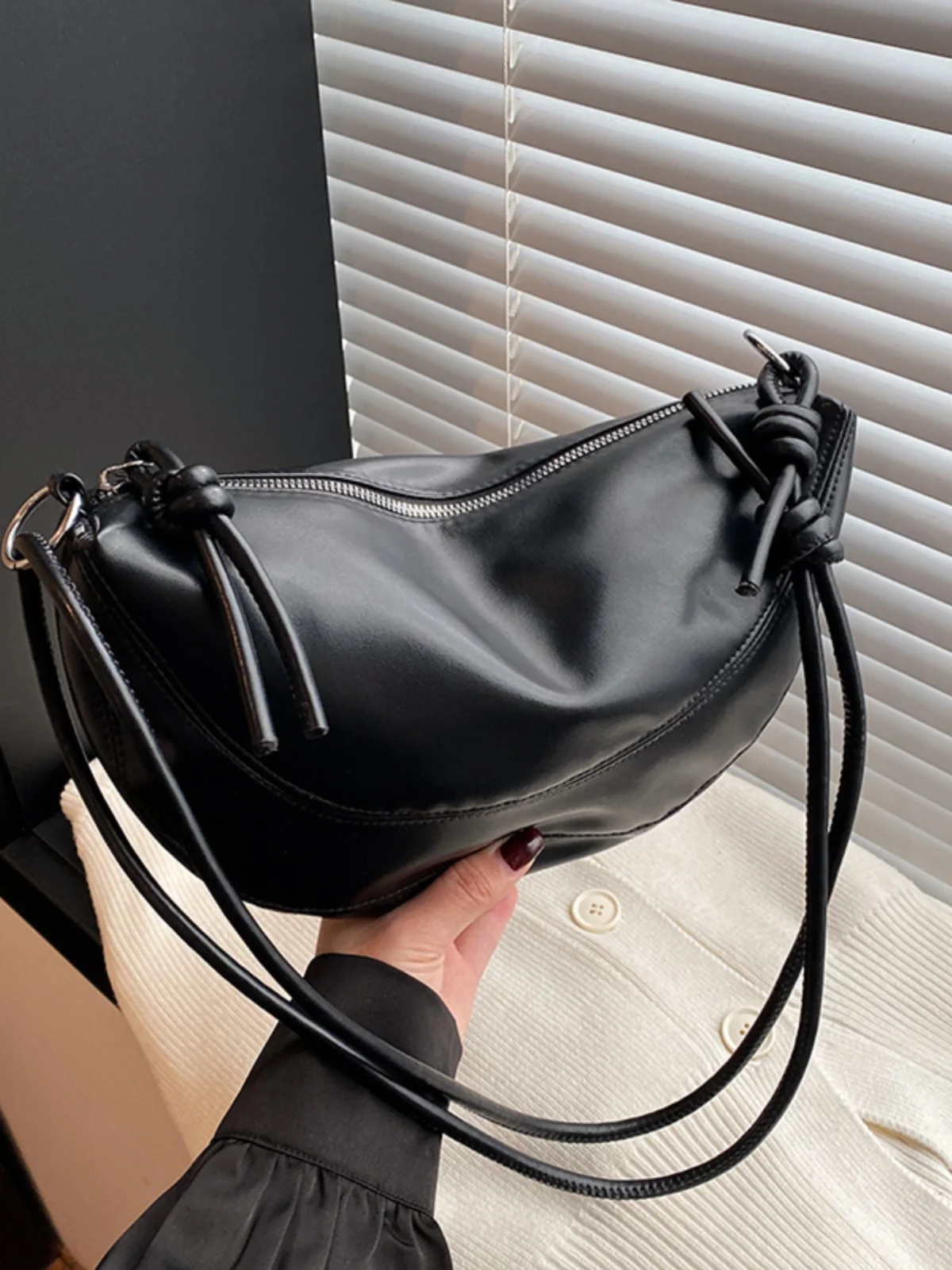 Summer New Sle Large Capaci Women's Crossbody Bag Dumpling ape Soft PU Leather Single oulder Bag Retro Design