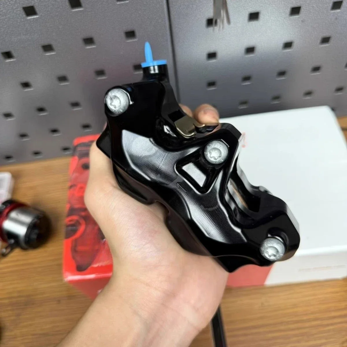 GP4 484 Caliper 100 Lock Point Vertex, EV, Modified