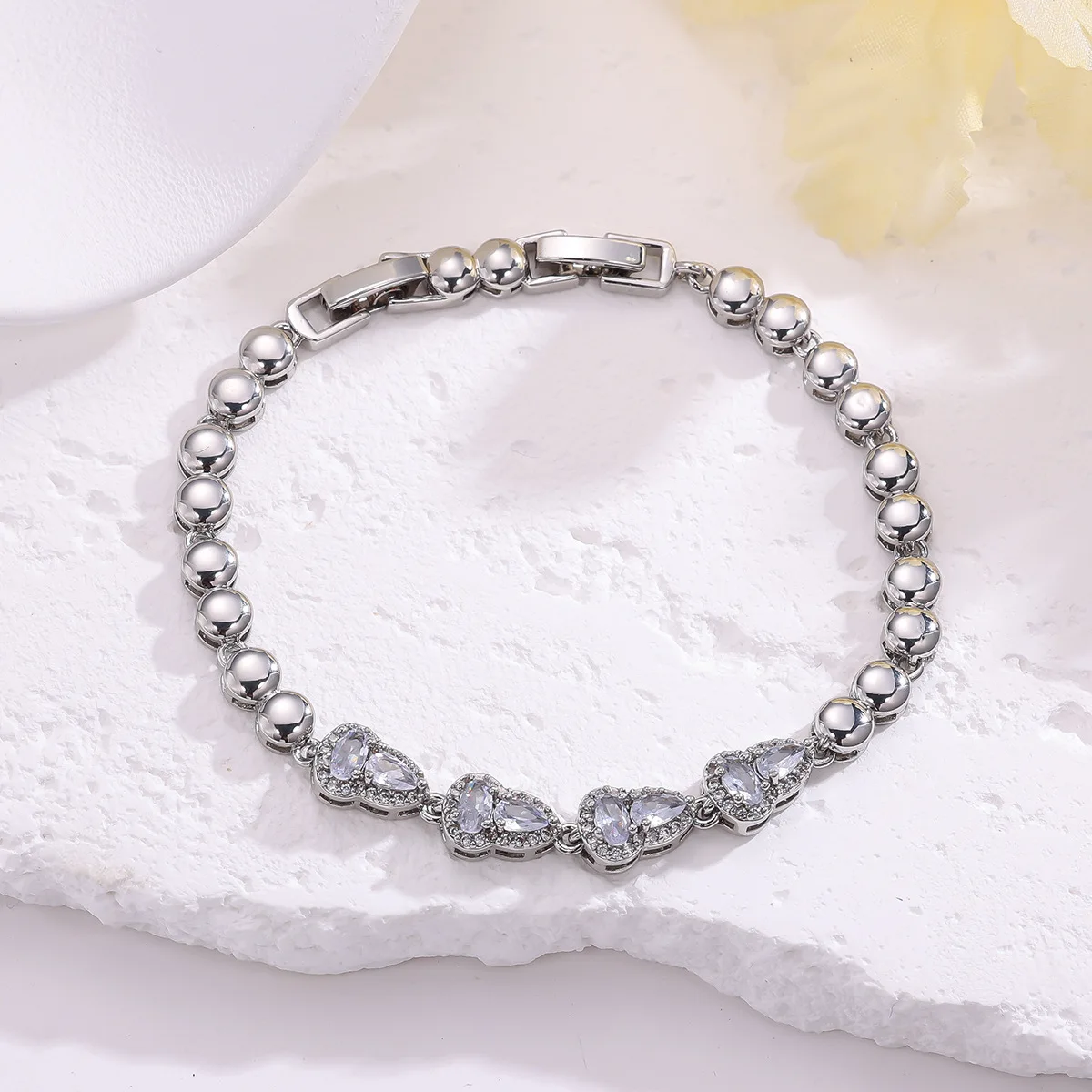 Zircon delicate gourd bracelet new light luxury senior sense small fashion simple one hundred hand ornaments