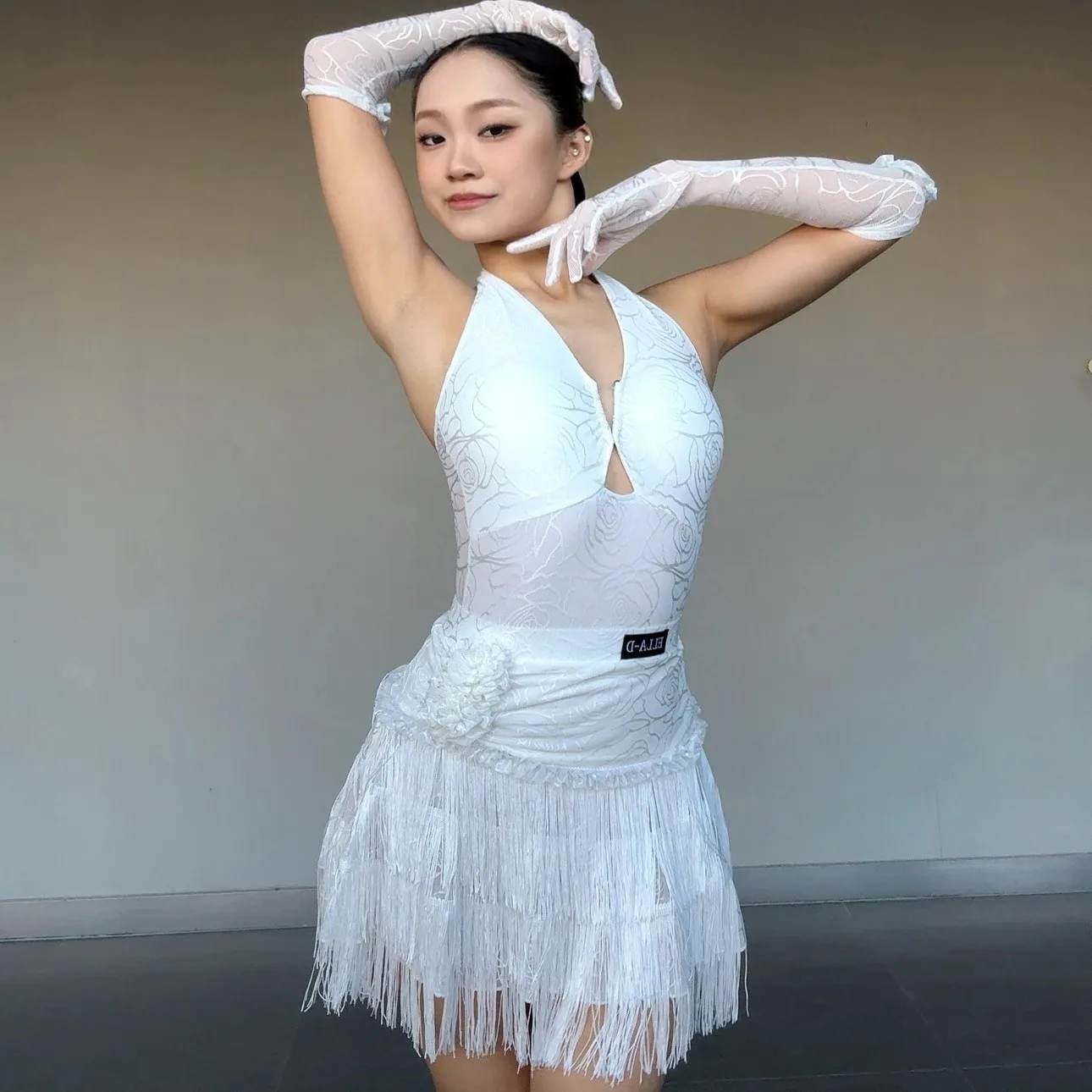 

2025 Hanging Neck Backless Top Tassels Skirt Suit Latin Dance Performance Costume Women Chacha Sumba Tango Dance Wear DN22055