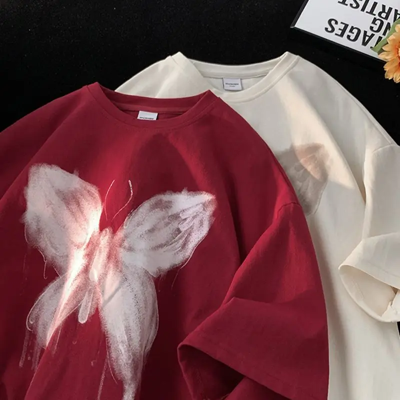 Camiseta de algodão puro, com senso de nicho, estampa de borboleta, encaixe solto, blusa casual para casal, roupas de verão, nova