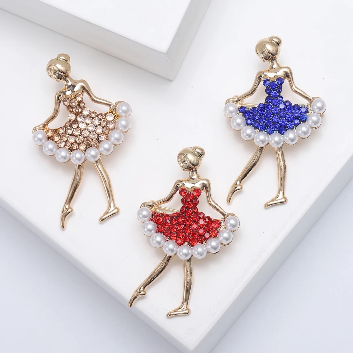 Enamel Ballerina Brooches for Women Pearl Elf Pins Rhinestone Girls Banquet Party Backpack Gift Jewelry Accessories