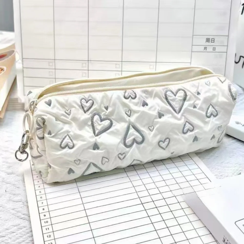 Estuche para lápices, estuche para lápices de amor a la moda, bolsa de almacenamiento de papelería de gran capacidad, bolsa suave para bolígrafos, suministros de aprendizaje multifuncionales