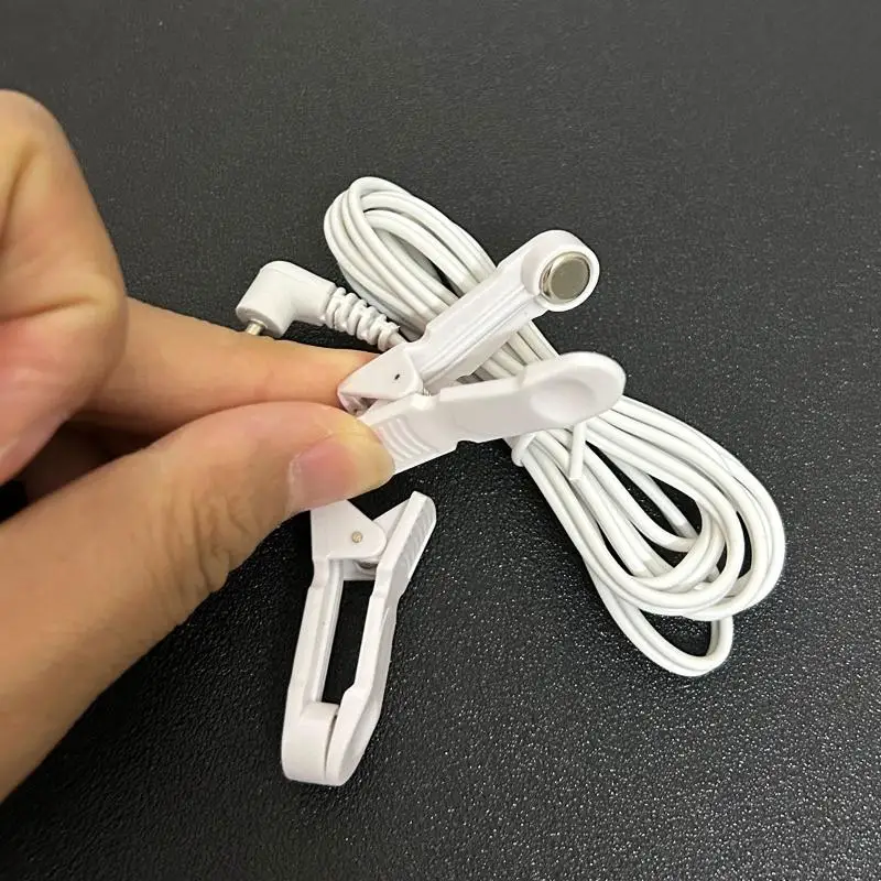 【1Pcs Ear Clip Electrode Lead Wire 2.5mm Right Angle Plug Dual Ear Clamp Cable For TENS Pulse Therapy Massager Device】