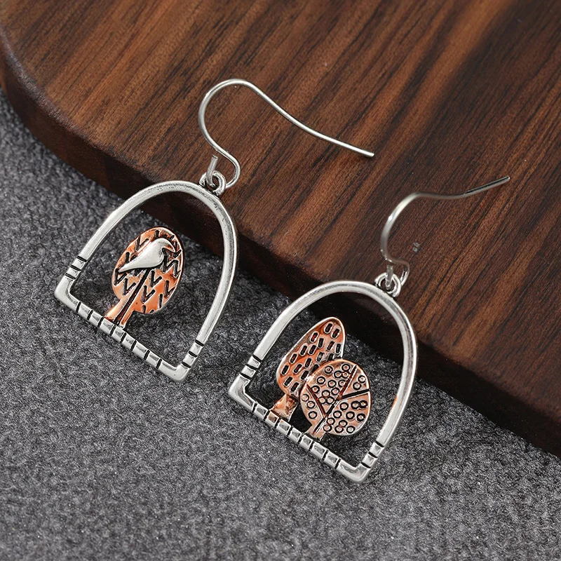 Creative Cute Tree Shaped Pendant Earrings Women's Vintage Metal Casual Dangle Earrings Jewelry For Party Vacation Idea Gifts