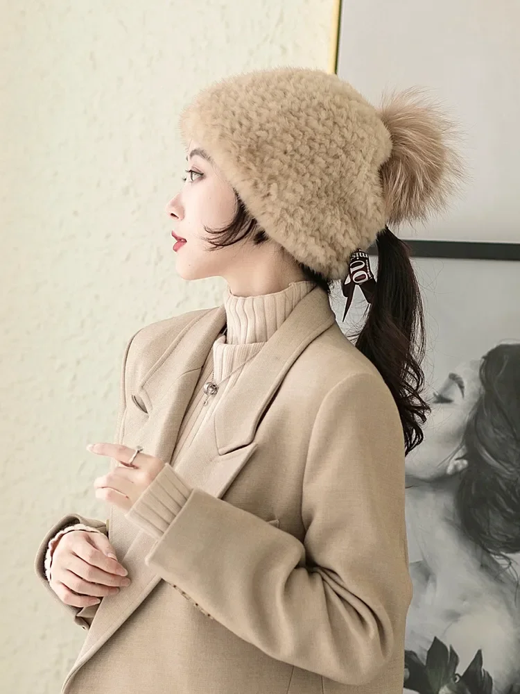 

Besfilin Real Mink Fur Skullies Hat for Women, Hand knit, Lovely Fox Ball, Beanies, Versatile, Keep Warm Fashion Autumn Winter