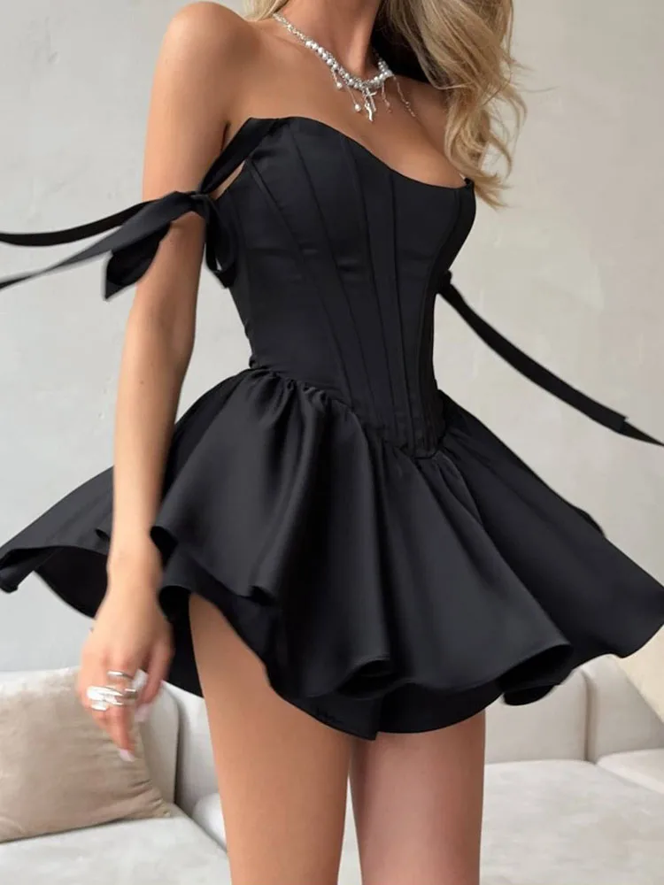 Elegantes Damenkleid in A-Linie mit Falten, Frühling Sexy Trägerloses Ausgeschnittenes Partykleid, Sommer Rückenfreies Schnür-Minikleid