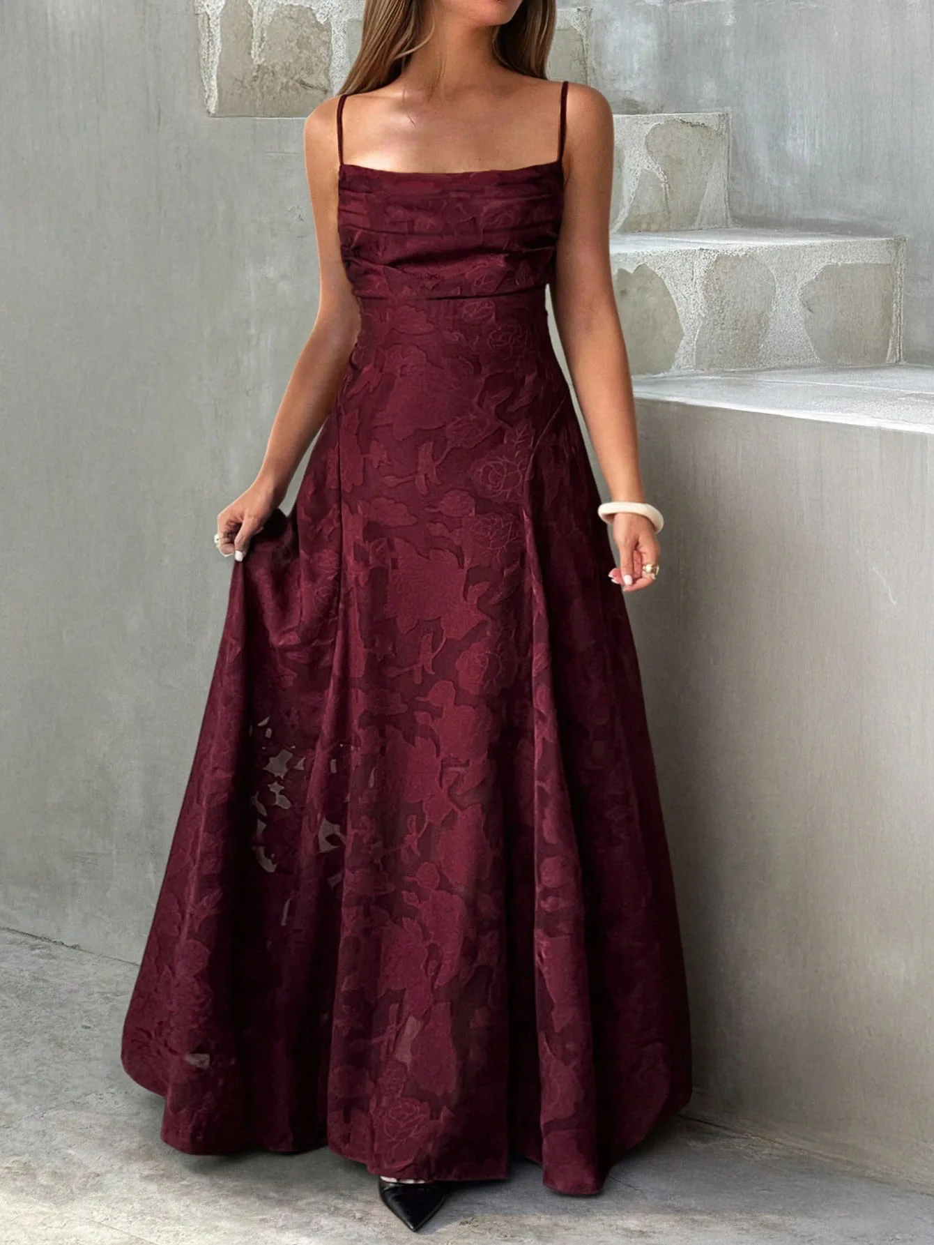 

Women's Dress Summer New French Elegant Temperament Style Flower Embroidery Mesh Splicing Square Neck Straps Party Dress