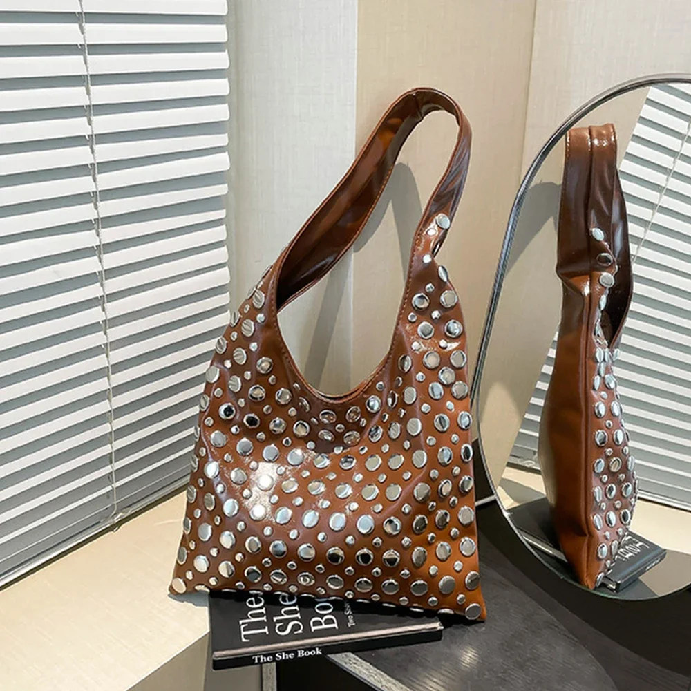 

Женские сумки-тоут с заклепками в стиле панк, роскошные женские сумки из мягкой искусственной кожи, высококачественная сумка через плечо с шипами, сумки и кошельки в форме полумесяца