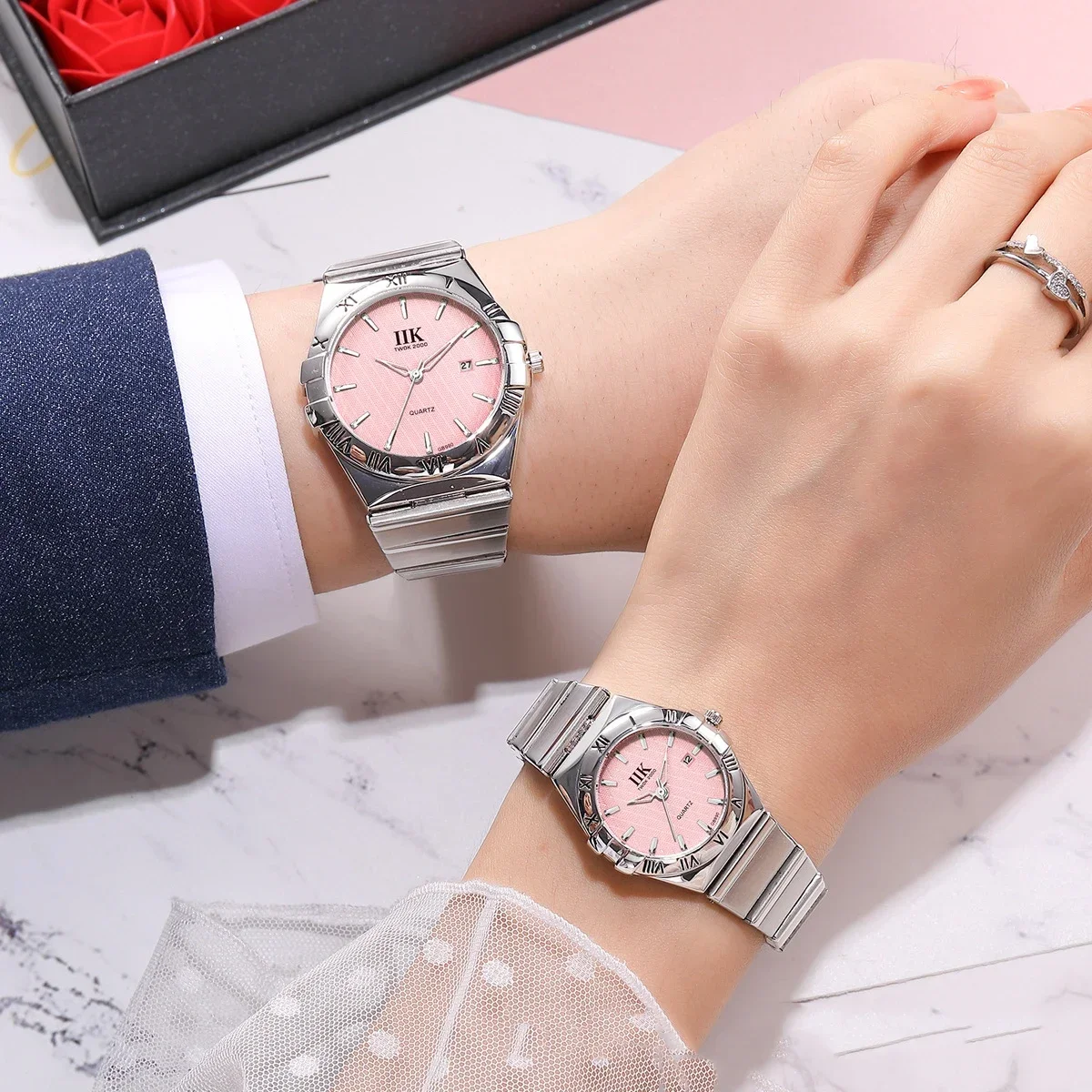 Luxury Couple Watch for Men Women Quartz Wristwatch Pink Blue Roman Numeral Clock Male Stainless Steel Orologio Man Ladies Reloj