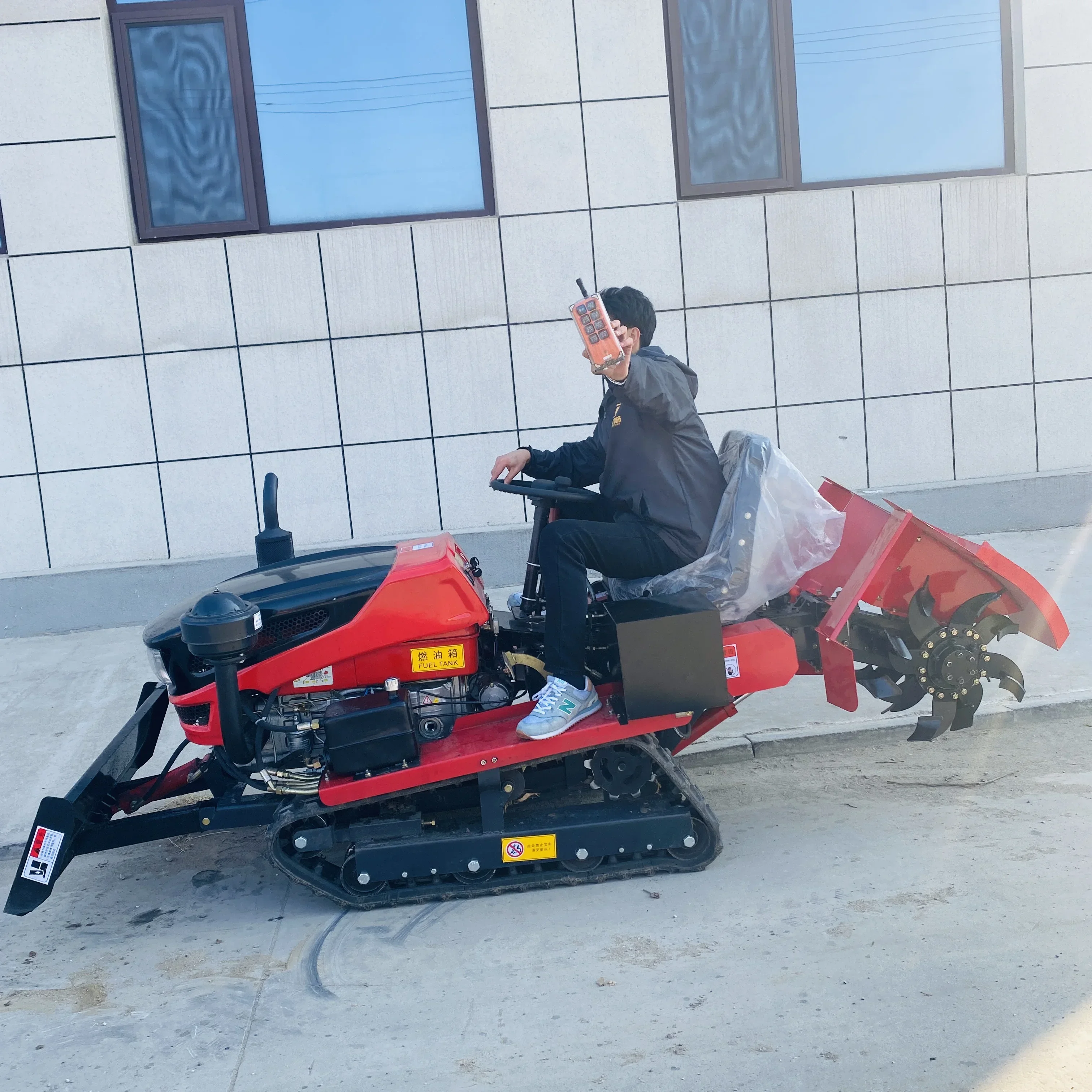 Agricultural Machinery - Mini 50hp Tracked Cultivator - Hand Held Tractor, Rice Tractor, Rotary Tiller - Agricultural Equipment