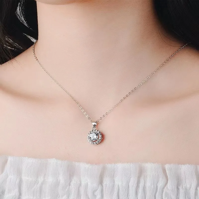 Moissanite Necklace Halo Pendant 0.5ct 925 Sterling Silver D VVS1 Lab Diamond Necklace Choker de Prata for Women Birthday Gift