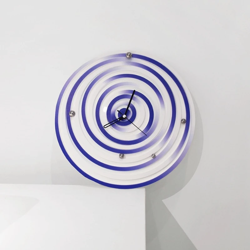 

Wall clock creative retro modern fashion Internet celebrity mute living room simple alarm clock Nordic decoration ins