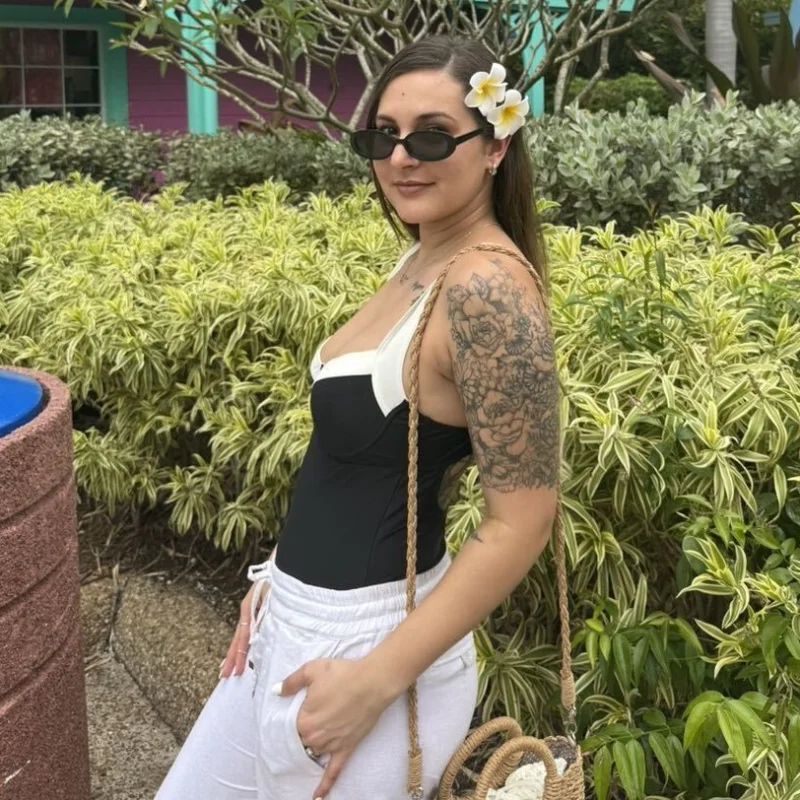 Bikini elegante y sexi para mujer, traje de baño a la moda con espalda descubierta para vacaciones de verano, mono picante para chica, traje de baño seductor de una pieza a la moda