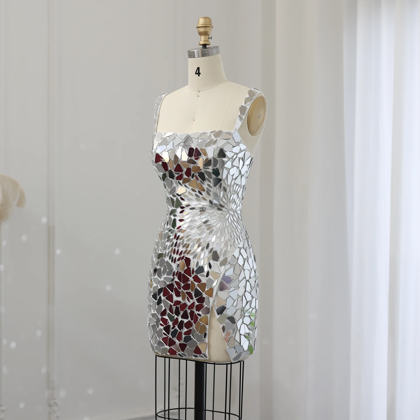 シャロンはキラキラスライバースパンコールスクエアネックウエディングドレスショート 2025 イブニング卒業パーティードレス SH301 カスタマイズ