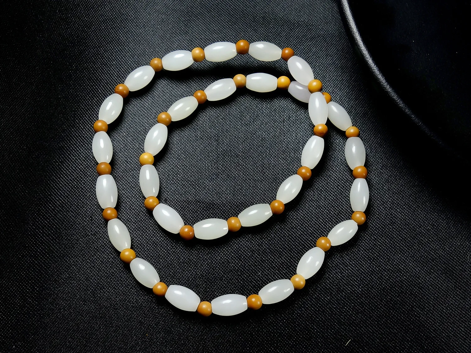 

Ювелирные изделия из натурального нефрита Хэтянь, белый нефрит, рисовые бусины, браслет с двумя петлями для мужчин и женщин