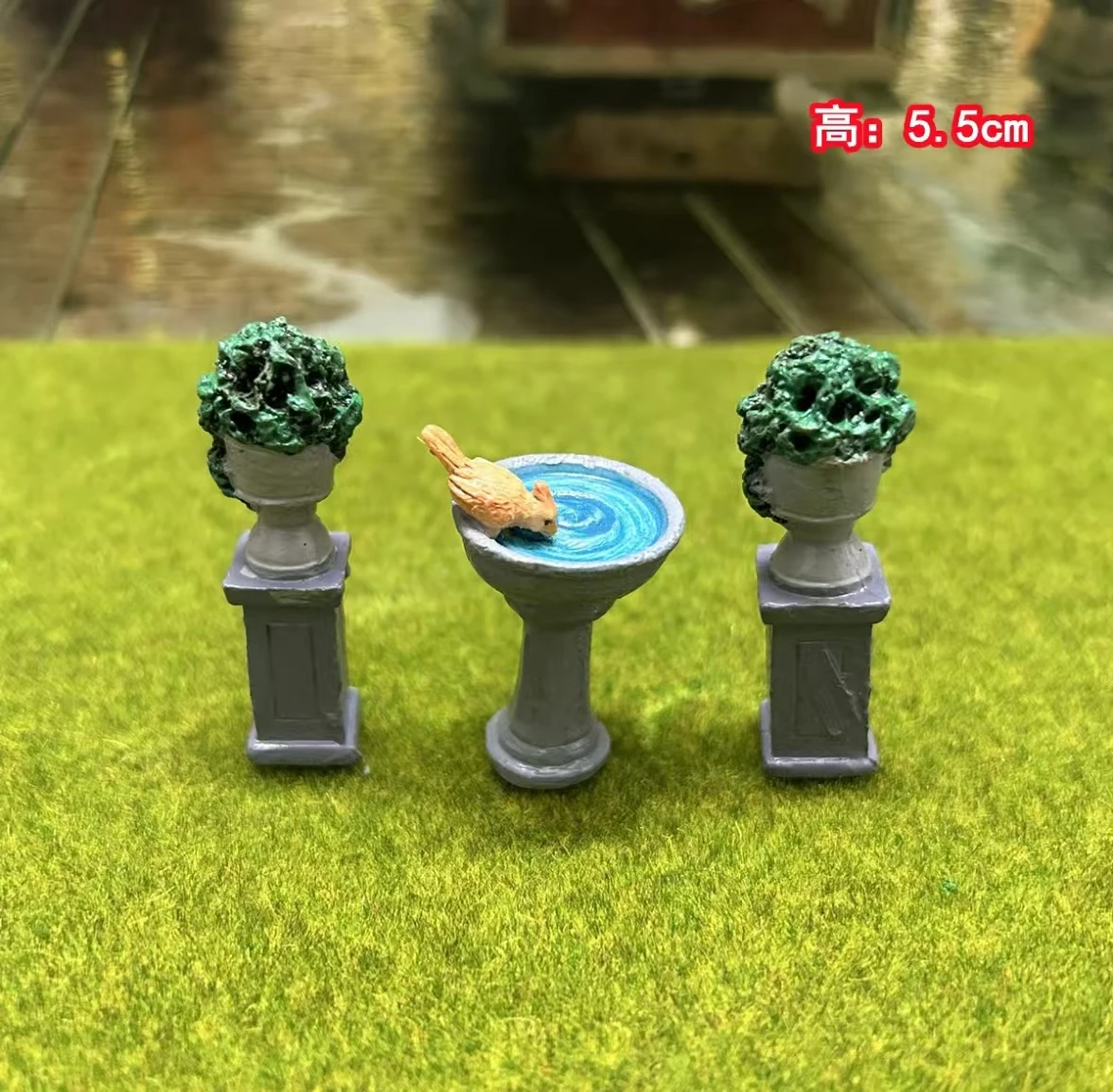 Resin figure mental psychological sand table game box court therapy bird  bath