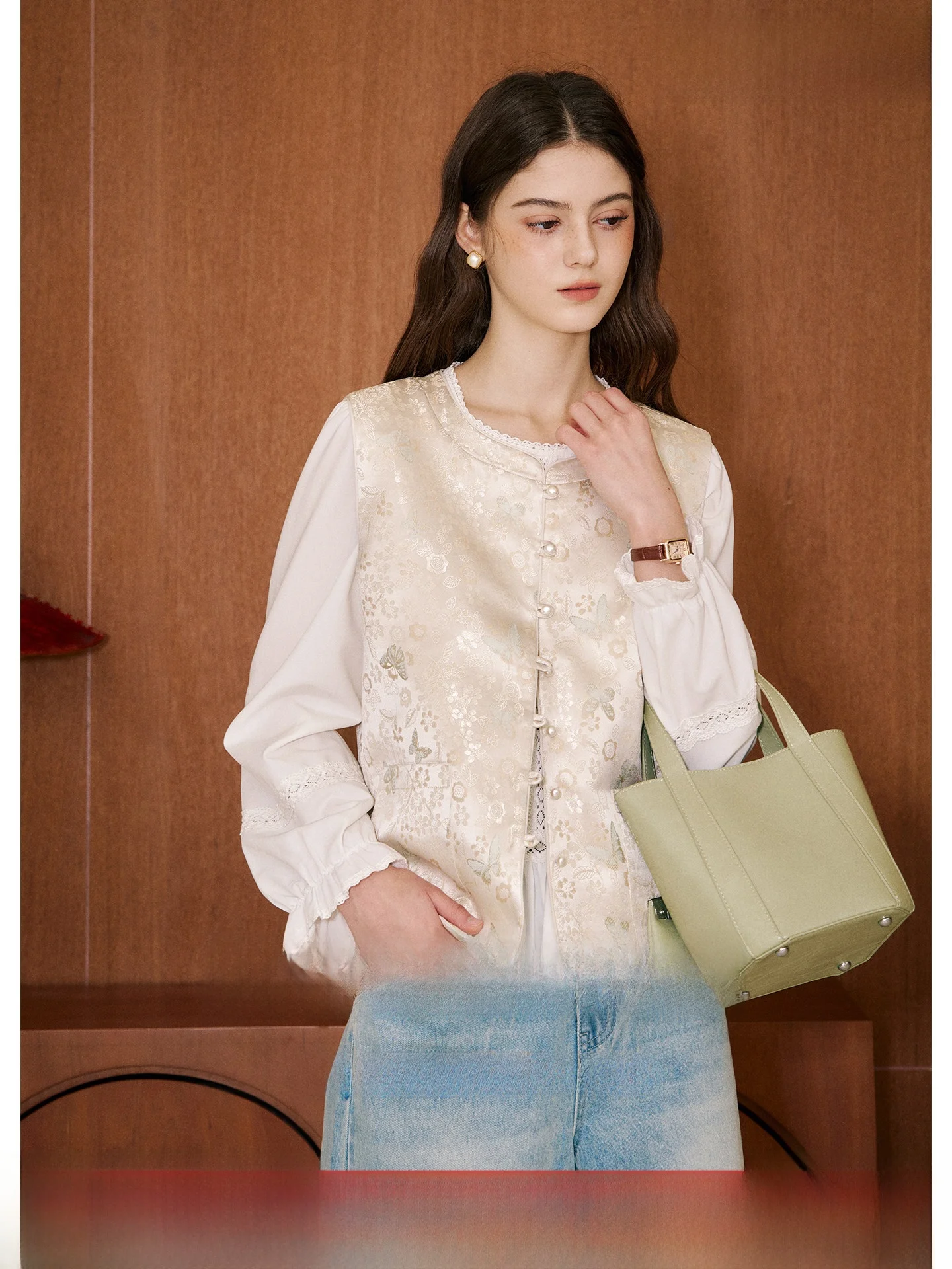KuNMaVi Chinese Style Embroidered Jacket Women's 2026 Autumn New Eastern Atmosphere Layering Outerwear Standard Fit Polyester...