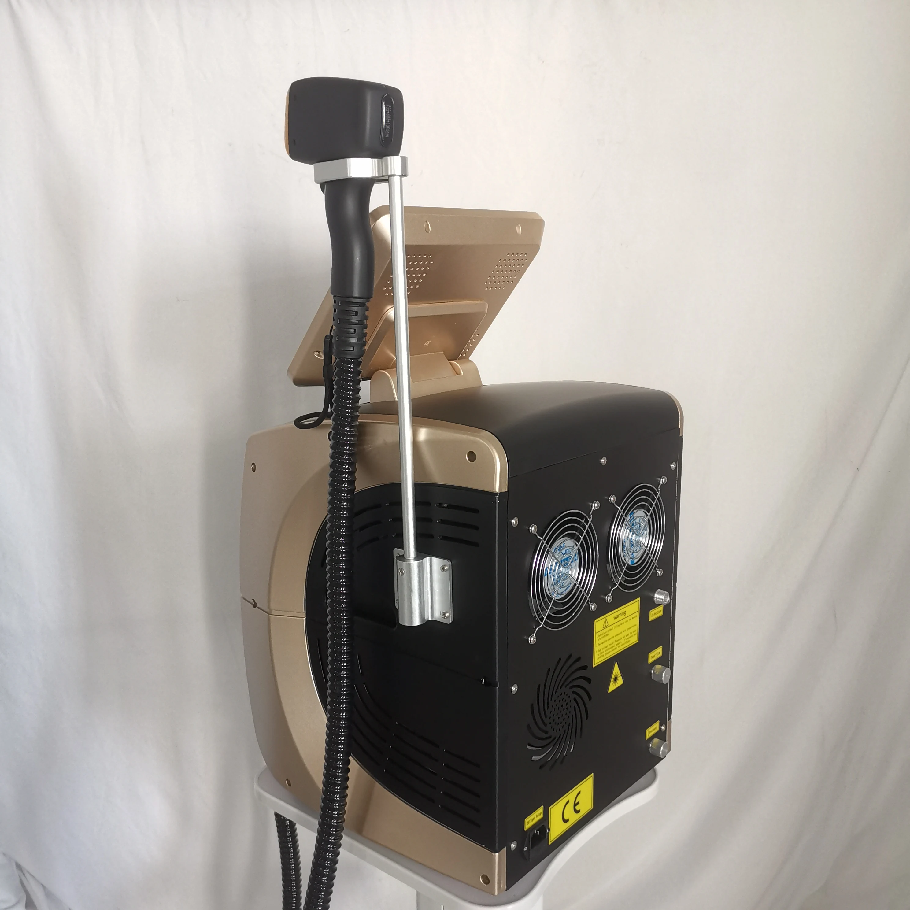 2025 Non-invasive Ice Titanium Painless Three-Wavelength 755/808/1064nm Diode Hair Removal Skin Whitening Machine