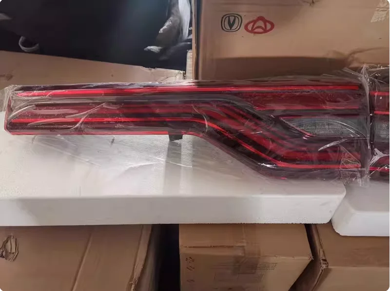Genuine Rear Tail lamp Inner Tail Lamp for CS95 Tailgate Inner Tail Lamp