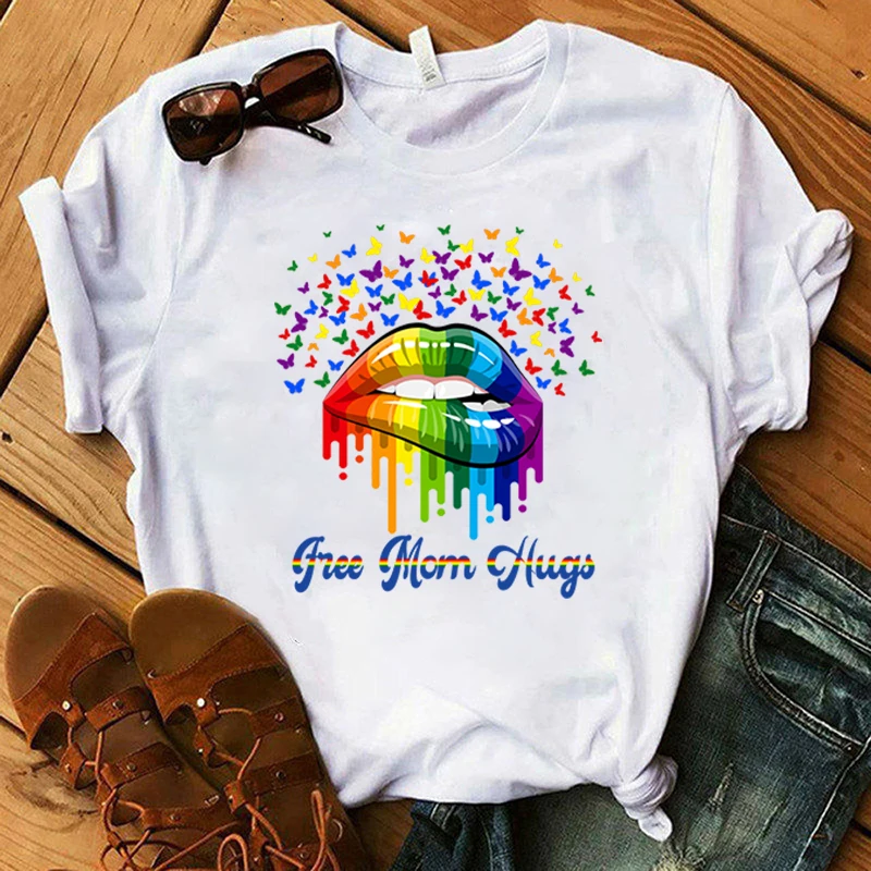 

New Hot LGBT Lips Butterfly Free Mom Hugs Print T-Shirts Women Men Summer Casual T-Shirts O Neck Short-Sleeved T-Shirts Fashion