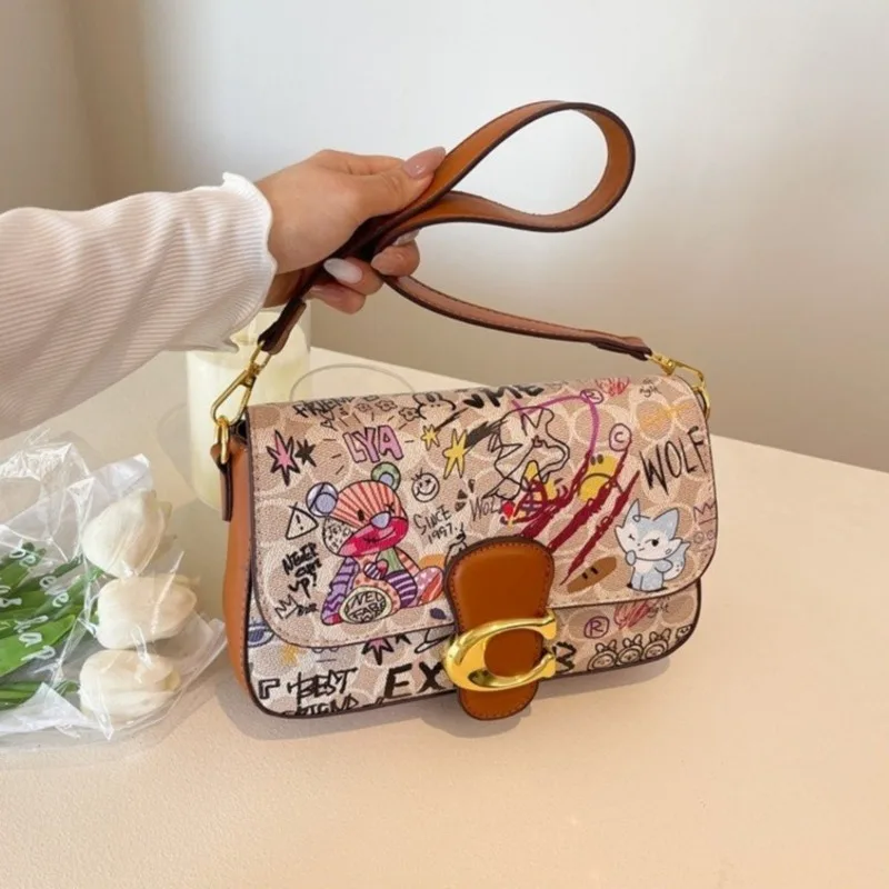 

Designer Elegant Minimalist Diaper Bag For Women Vintage Leather Large Capacity Tote Luxury Classic Fashionable Stylish Shoulder