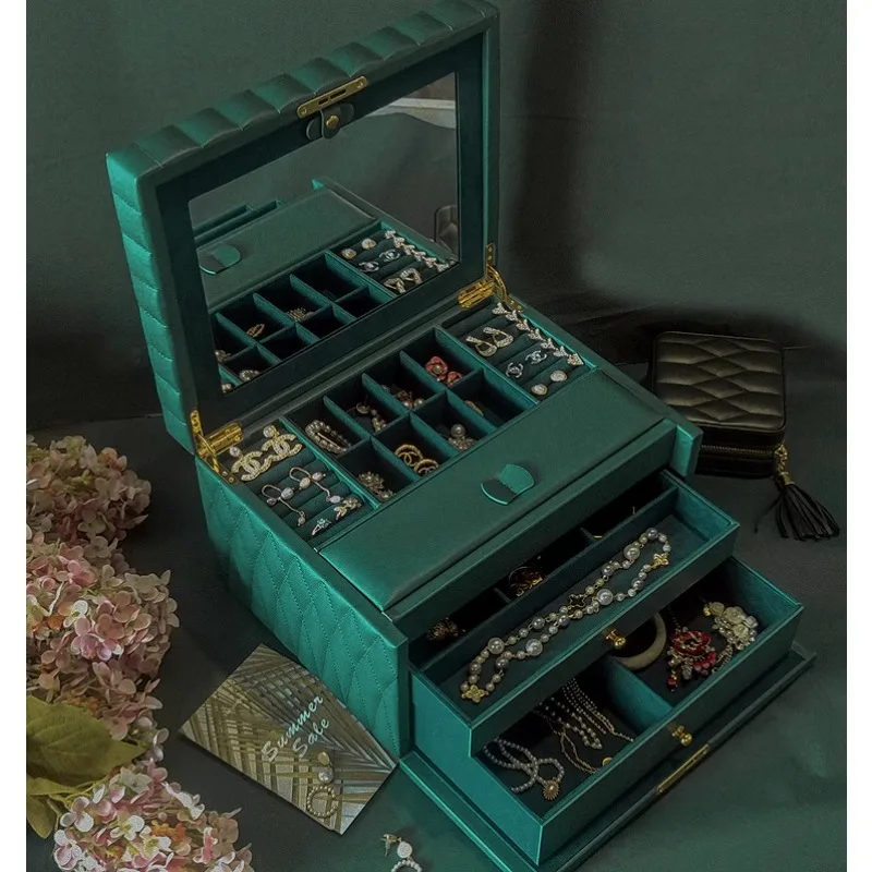 

high-end jewelry storage box 2022 new large-capacity European-style high-end exquisite hand jewelry jewelry box with lock
