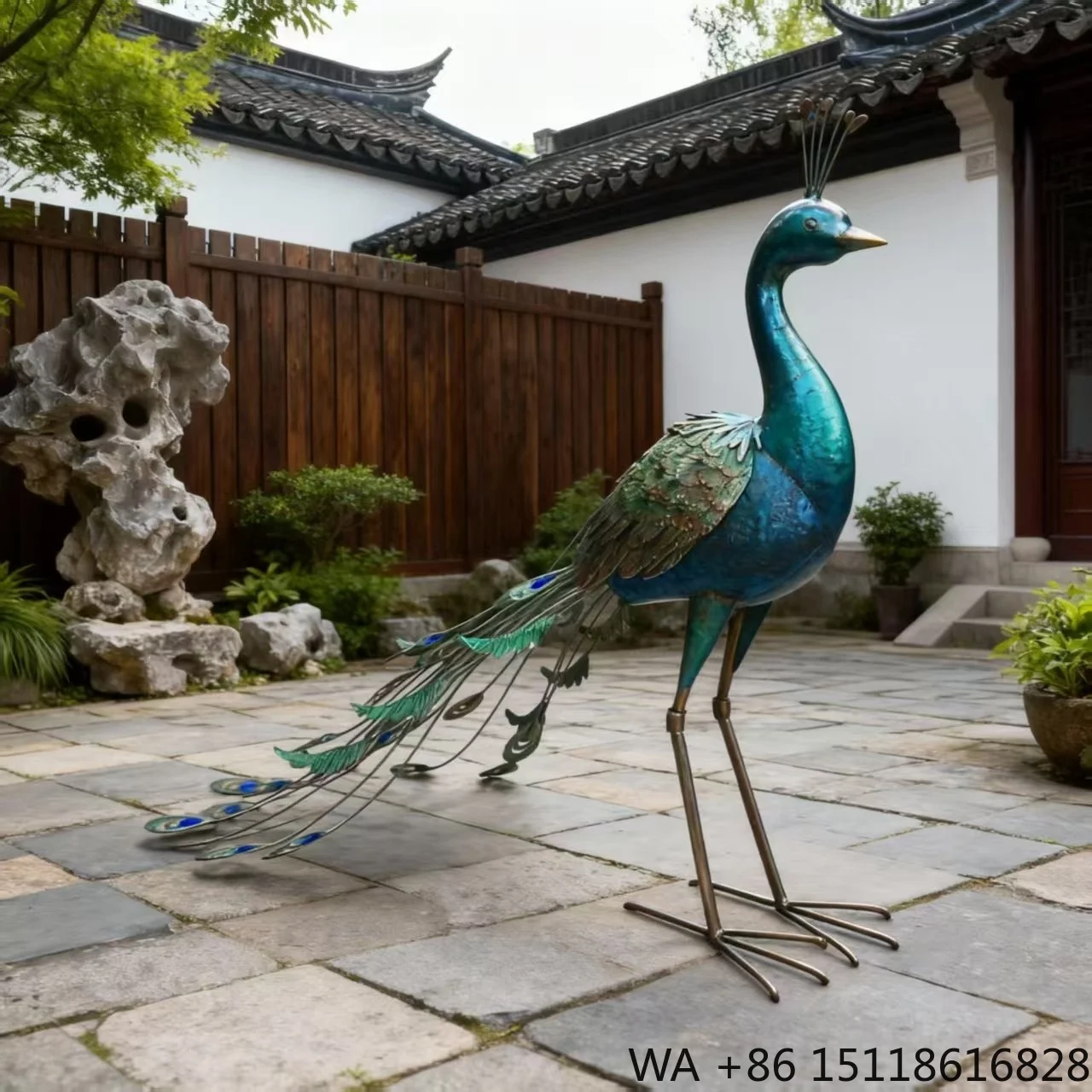 Handmade Eco-Friendly Waterproof Art Deco Metal Peacock Sculpture Statue for Indoor/Outdoor Home Decor