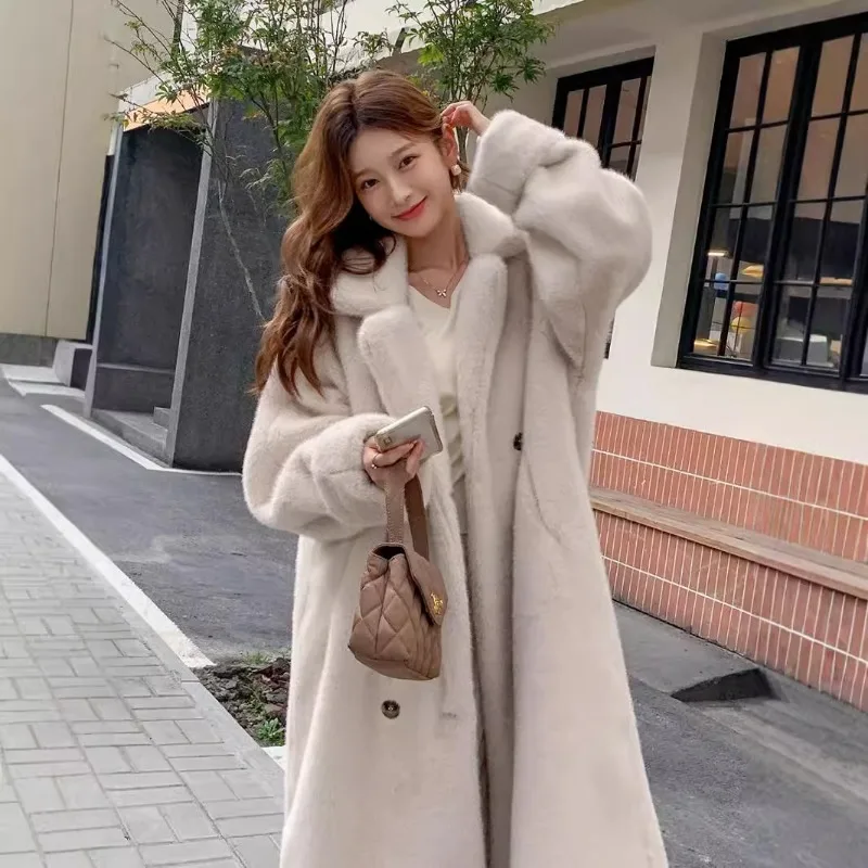 New Lapel Fur Coat Extended Mink Fur Coat European and American Fashion Warm and Plush Clothes for Women