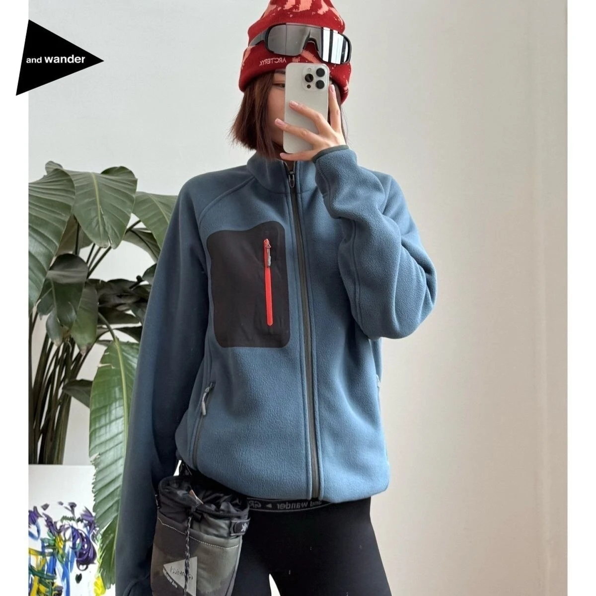 And Wander Unisex Padded Cross - Chalk Bag ulasan dan harga