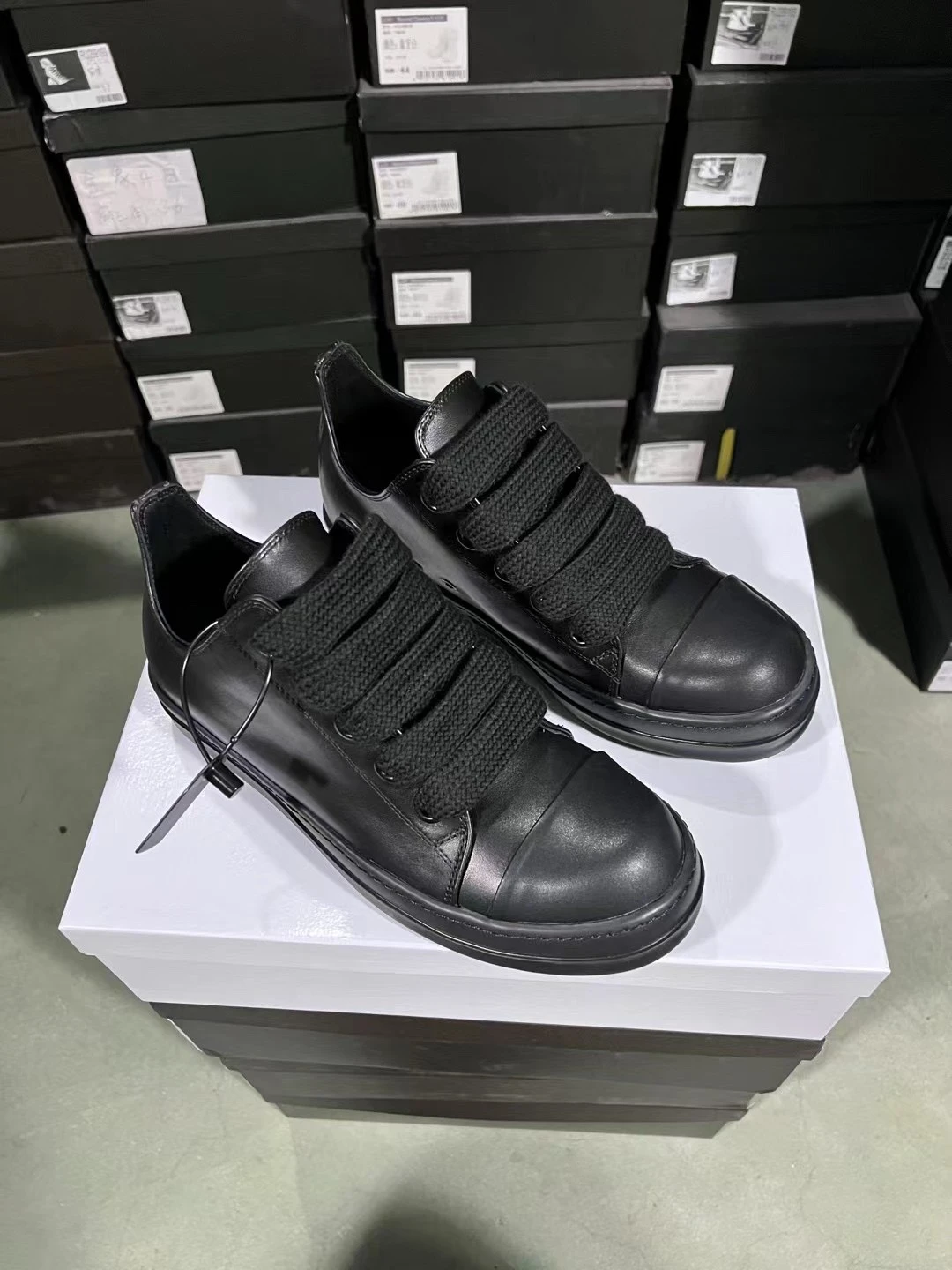 

Универсальные черные шнурки из натуральной кожи для мужской и женской обуви: низкие кеды, повседневная спортивная обувь, качественная и удобная модная обувь для больших размеров