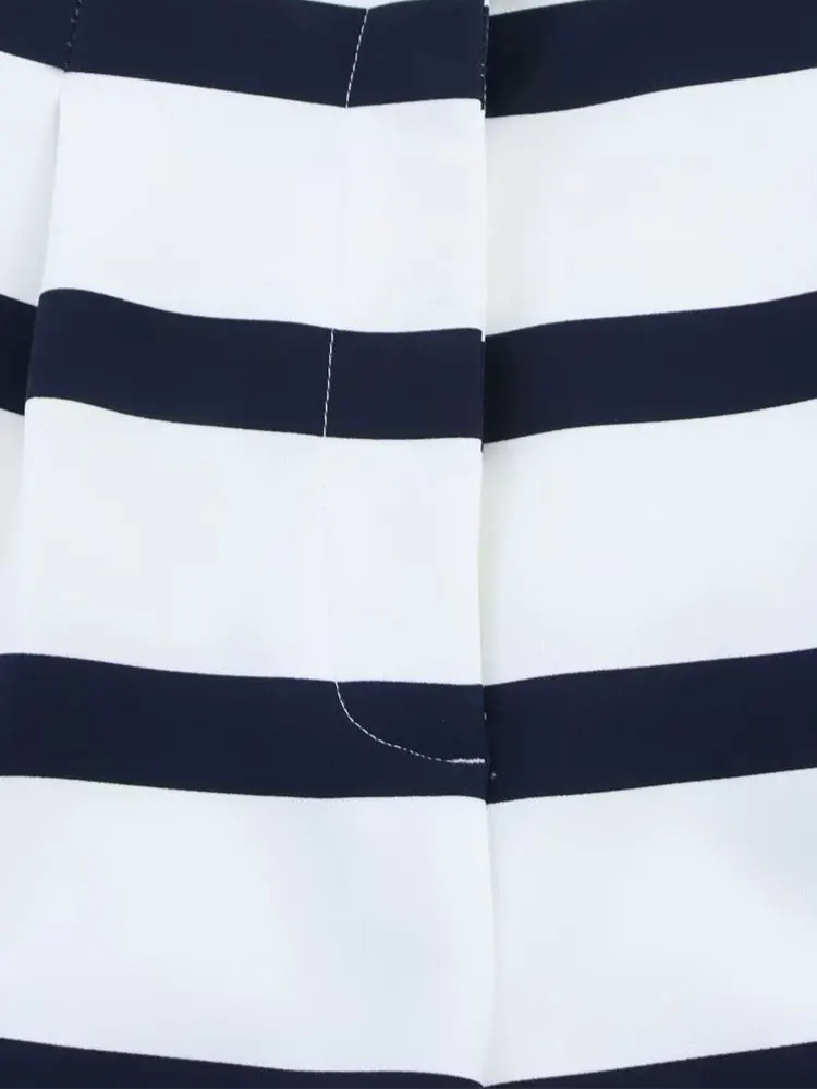 NLZGMSJ 2025 بدلة نسائية صيفية أنيقة غير رسمية شريطية برقبة دائرية وأكمام قصيرة شورت فضفاض مستقيم أطقم موضة جديدة