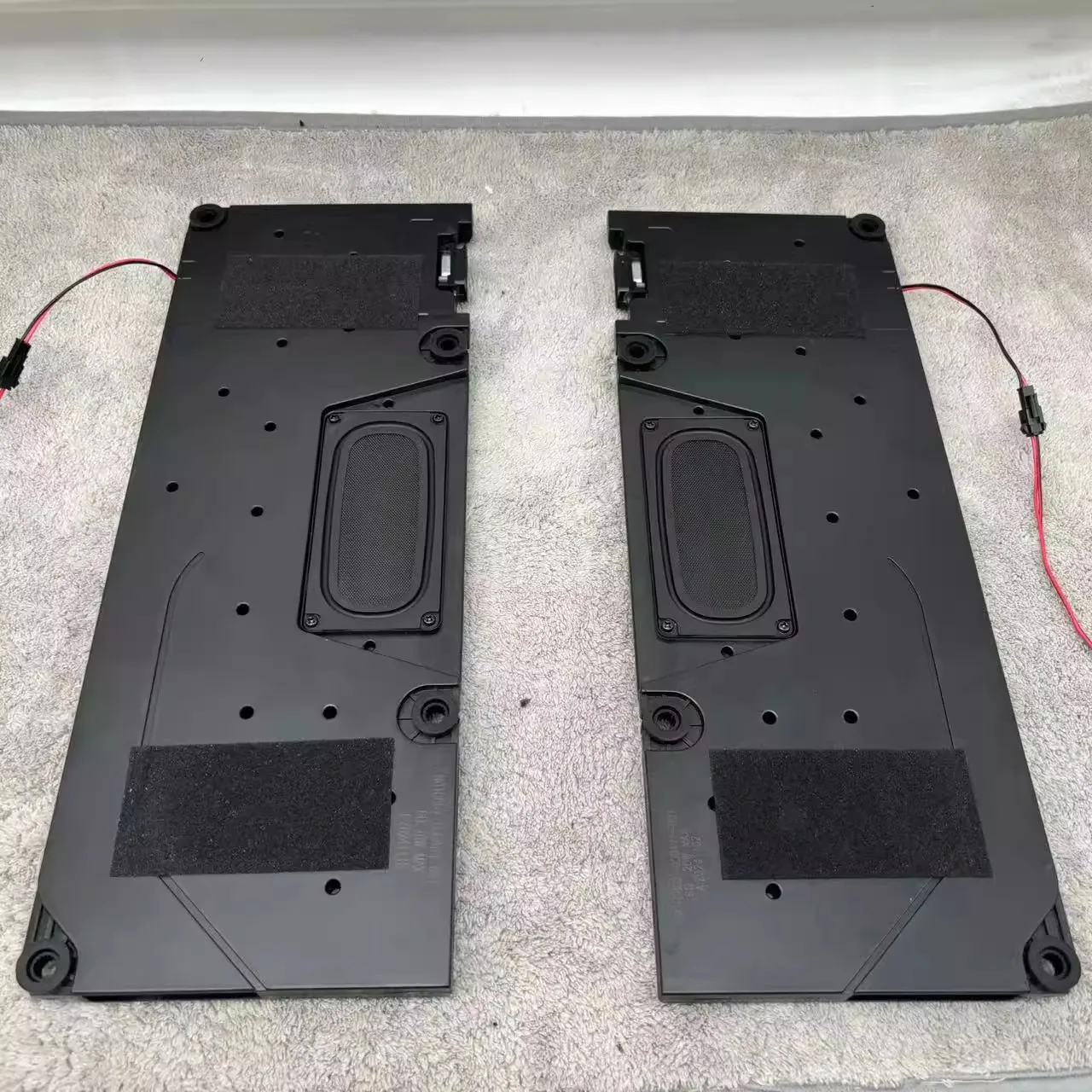 مكبر صوت GHXAMP Premium رفيع للغاية ثنائي الاتجاه |   هاي فاي / مسرح منزلي قابل للتركيب على الحائط بنفسك (6 أوم، 20 وات، 40*15*1.5 سم) 2 قطعة