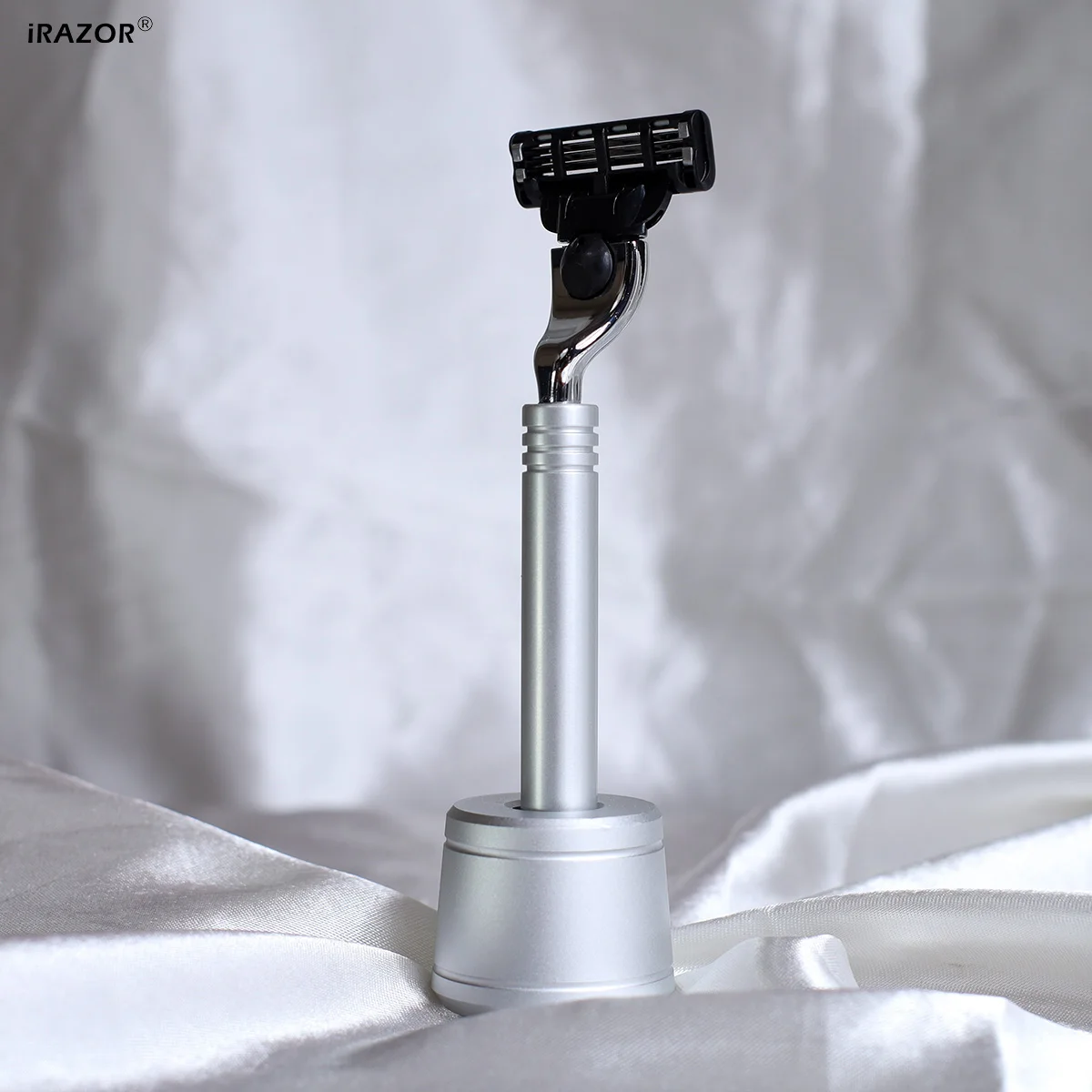 iRAZOR Classic Mach 3 3-Layer Razor Kit with Stand- Barber Wet Shaver Grooming Tool for Men Christmas Birthday Holiday Gift