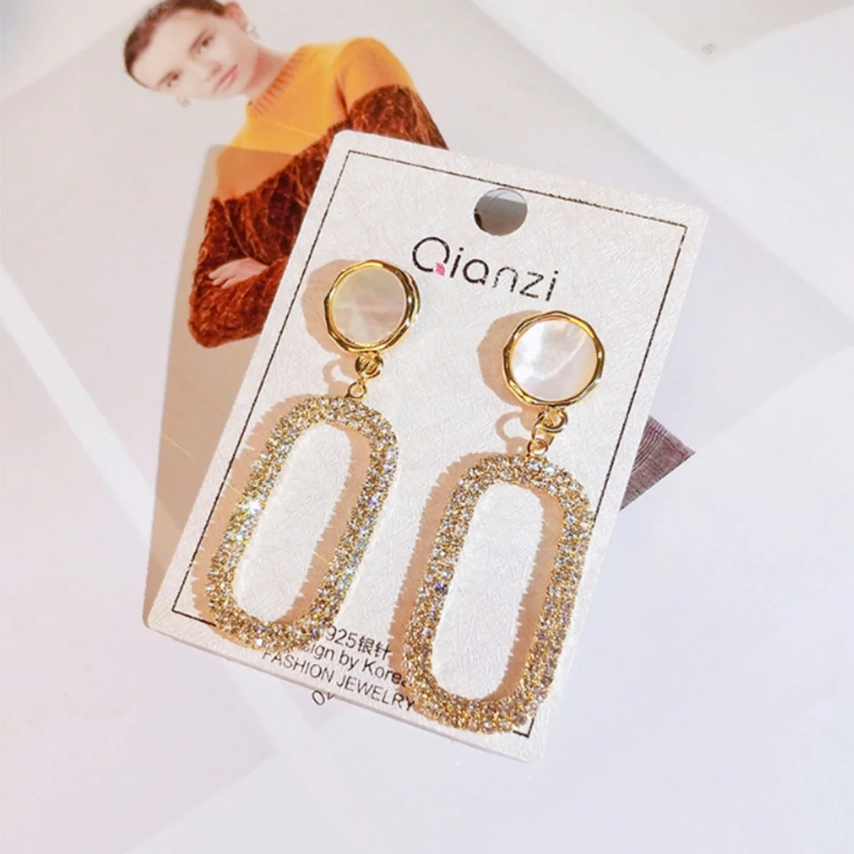 Round Face Slimming Flash Diamond Earrings Female Korean Version Design New Trend Temperament Ear Accessories Lowest Price Order