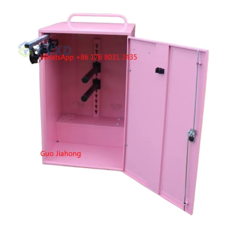 

Portable Metal Horse Tack Box with Wheels Easy Transport Cabinet for Equestrian Competitions Horse Tack Trunk Locker
