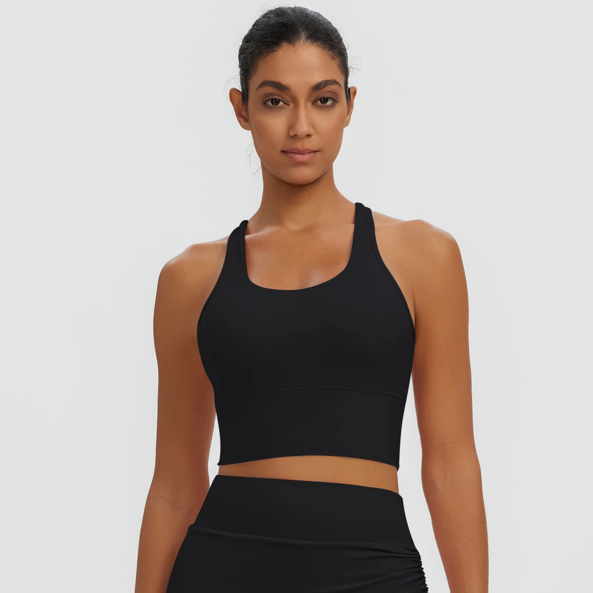 Schnell trocknendes, sexy Yoga-Top in I-Form, stoßdämpfendes Lauf-Yoga-Oberteil mit Brustpolster, einfarbiges Sommer-Fitness-Oberteil für das Training. – Detail 11